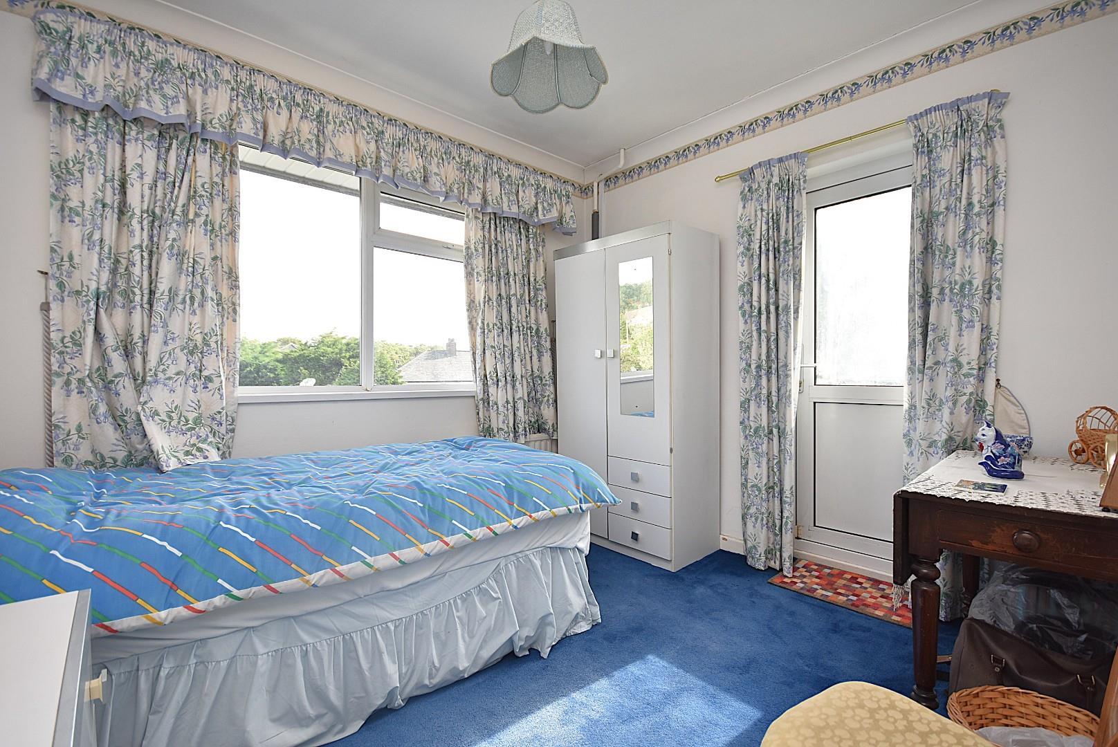 2 Heol-Y-Bryn, Barry, CF62 6SY